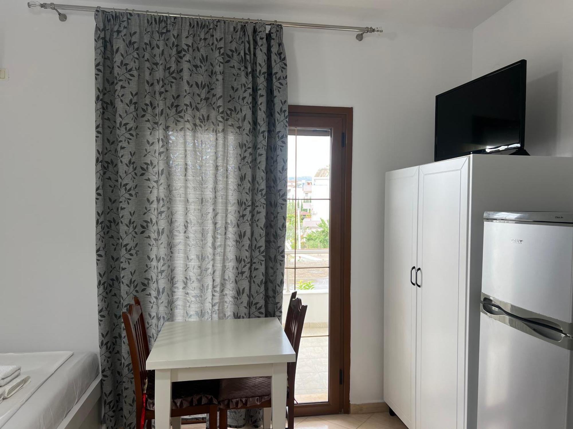 Guesthouse Mance Ksamil Extérieur photo